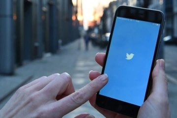 Türkiye'de futbol taraftarları arasında en çok takip edilen platform Twitter oldu