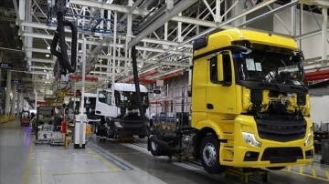 Türkiye'nin hafif ticari araç ve kamyon ihracatı yılın ilk yarısında 2,6 milyar dolar oldu
