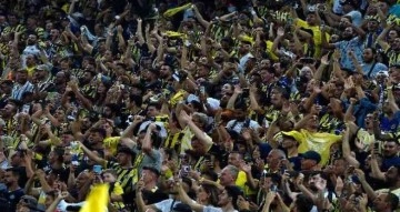 UEFA Avrupa Ligi: Fenerbahçe: 2 - Austria Wien: 1 (İlk yarı)
