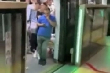 Üsküdar-Çekmeköy metrosunda arıza nedeniyle seferler durdu